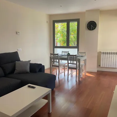 Apartamento Pirineos, Urb Las Margas Golf Sabinanigo Exterior photo